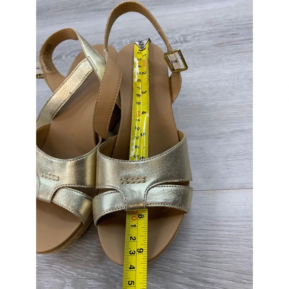 UGG Yarrow Women's Metallic Gold Leather Cork Espadrille Wedge Sandals 7
